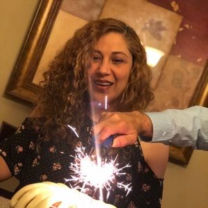 Meet your Posher, Claudia